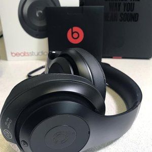 Beats Studio 3 wireless